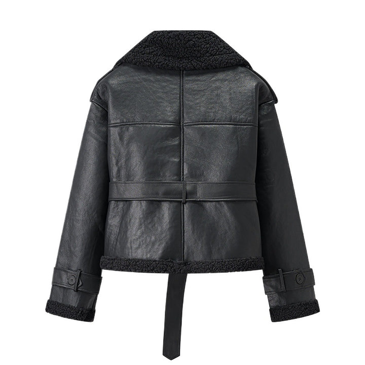 Trendy faux leather jacket for women with faux fur collar and adjustable belt Lune London
