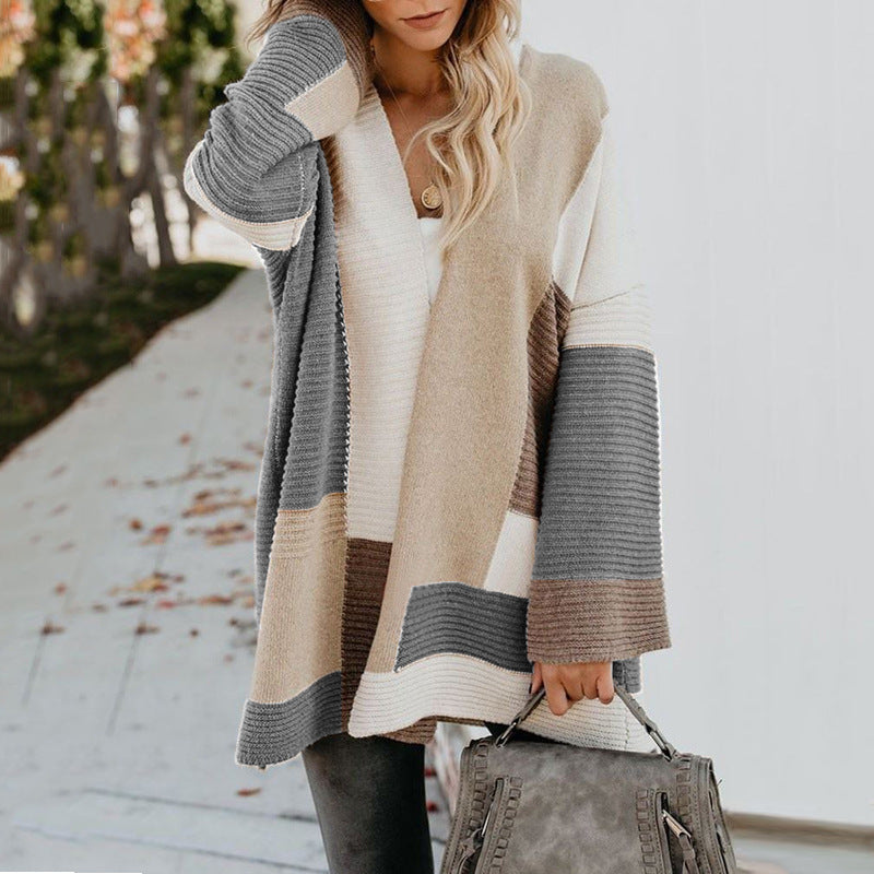 Fashionable women's cardigan with soft knit and spacious sleeves Lune London