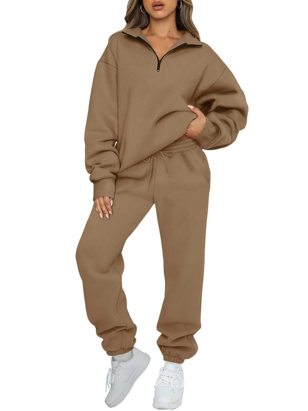 Women's comfortable sweatpants set with modern stand-up collar and kangaroo pocket Lune London