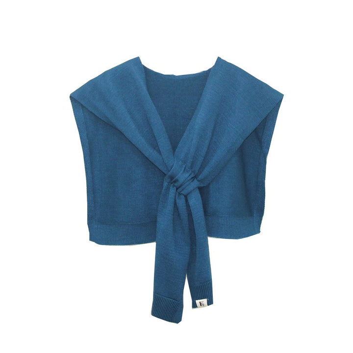 Trendy knitted scarf for women with bow detail Lune London
