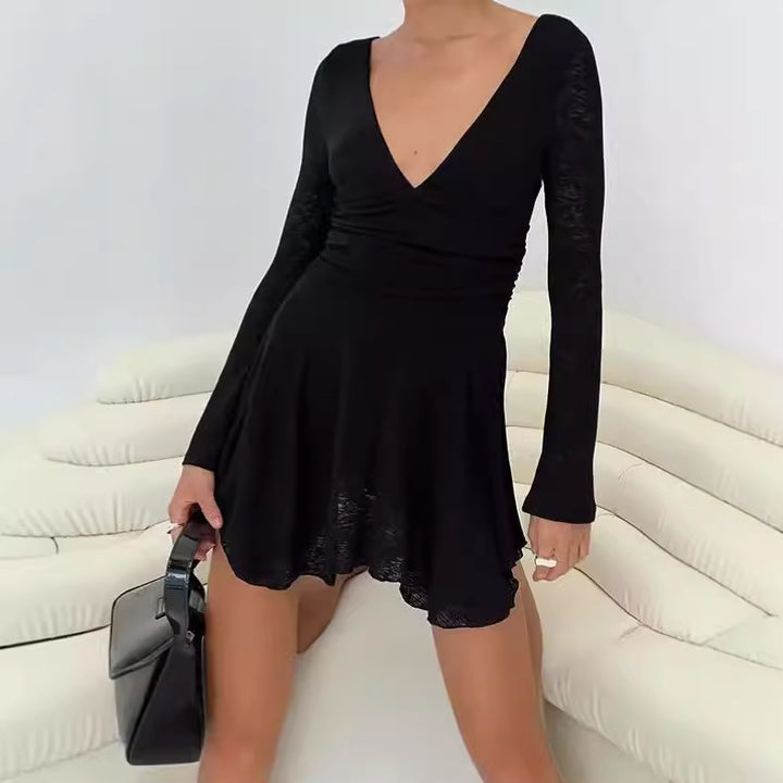 Playfully cut mini dress for women with V-neck and long sleeves Lune London