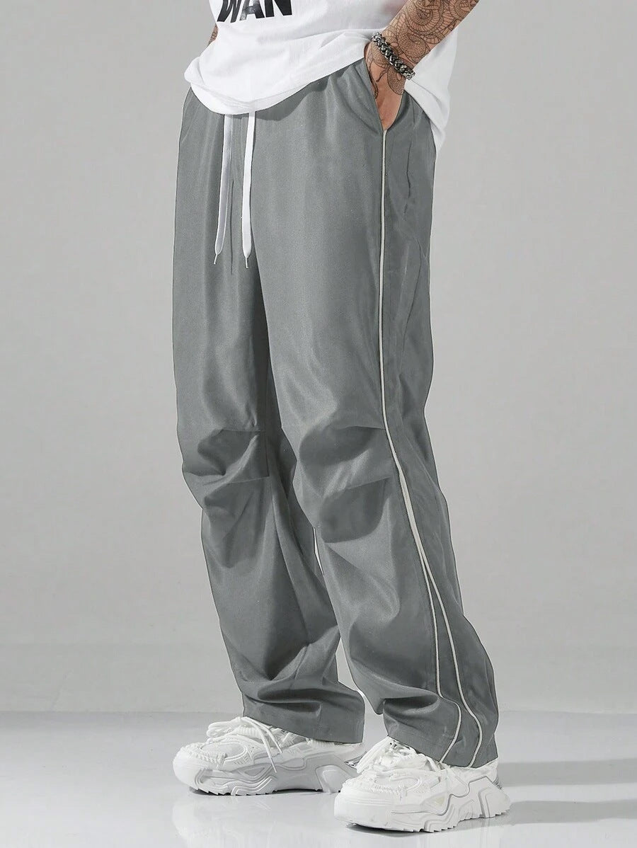 Sport leisure pants for men with elastic waistband and stylish contrast bands Lune London