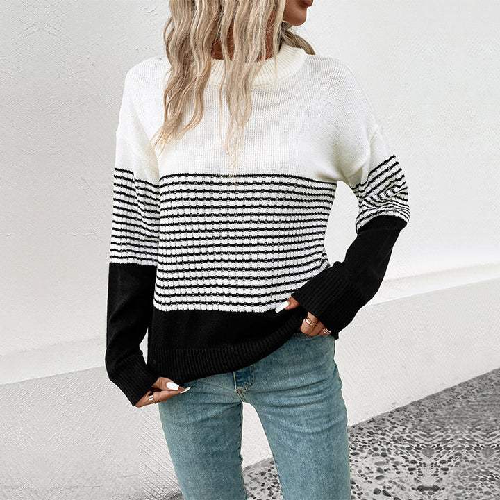 Knitted sweater for women with a modern pattern and a relaxed fit Lune London