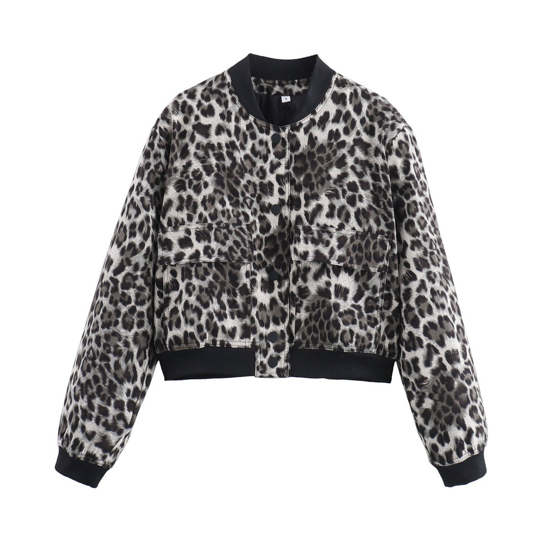 Trendy utility jacket for women with practical pockets and elegant cut Lune London