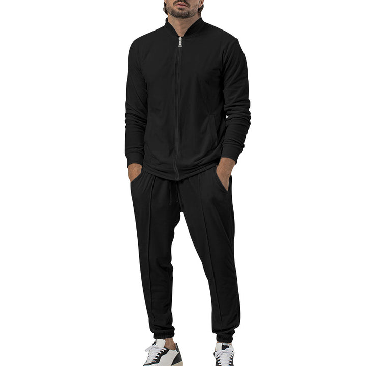 Casual sports outfit for men with high collar and zipper Lune London