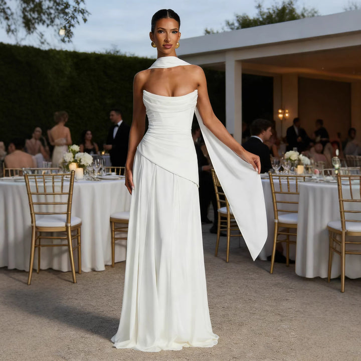 Elegant evening dress for women with a chic cascading neckline and a voluminous skirt Chic & Stil