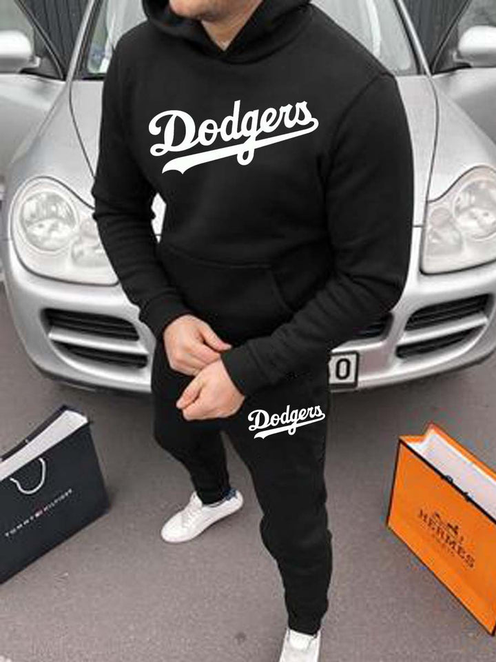 Women's hoodie and jogger set with catchy sporty logo Lune London