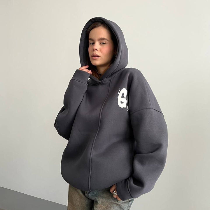 Oversized hooded sweatshirt for women with a comfortable fit and casual sleeves Lune London
