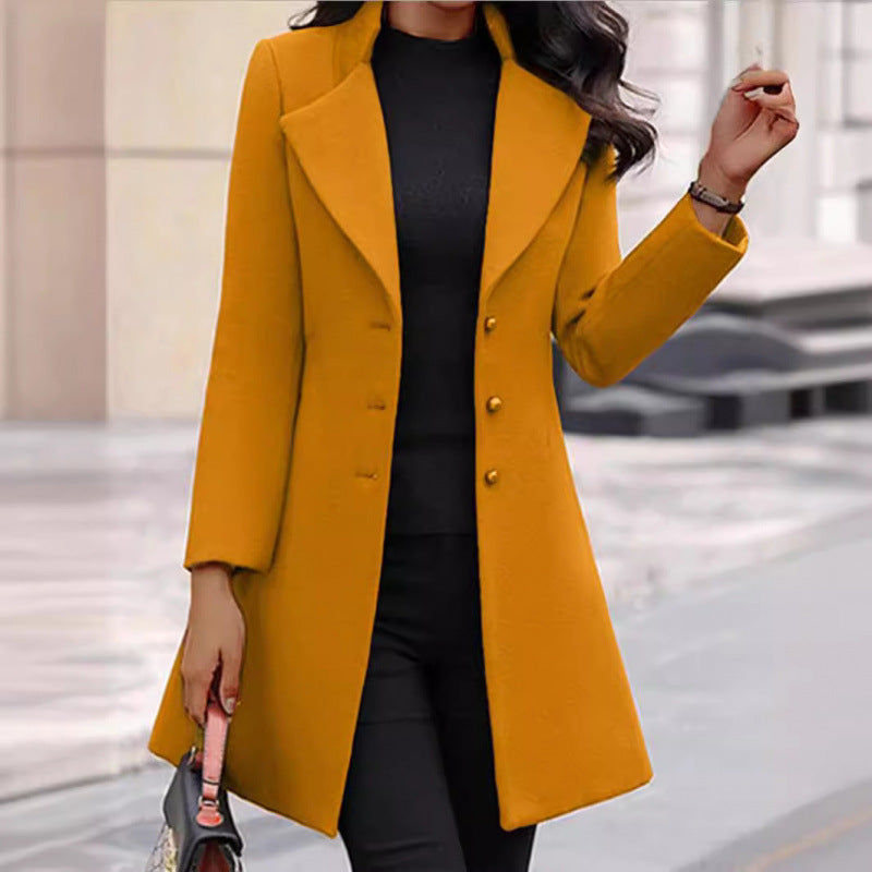 Elegant wool coat for women with a structured cut and a double-button design.