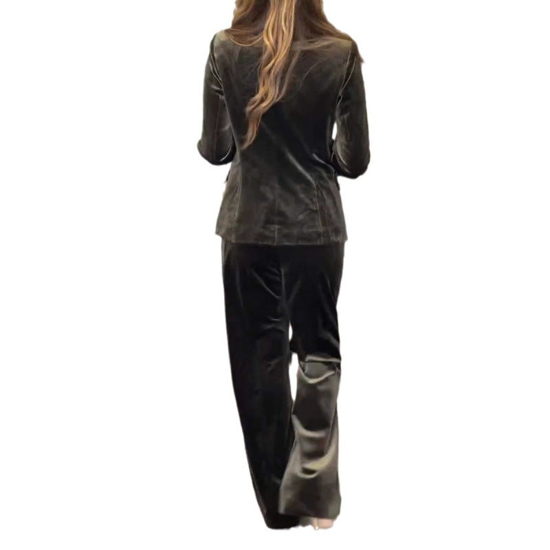 Women Luxurious Velvet Suit with Double-Breasted and Wide Leg Lune London