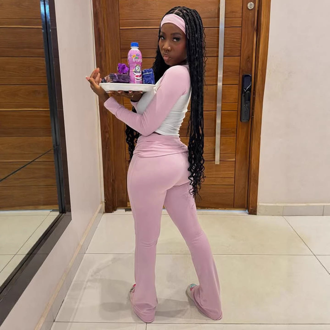 Ensemble sportif et à la mode pour femmes avec manches longues Chic & Stil