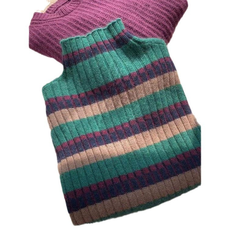 Ribbed knit sweater for women with high collar and trendy striped pattern Lune London