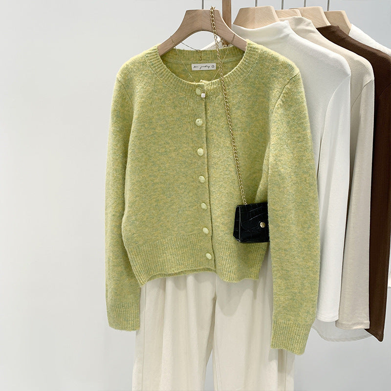 Cardigan Confortable Femme avec Design de Boutons Fins Chic & Stil