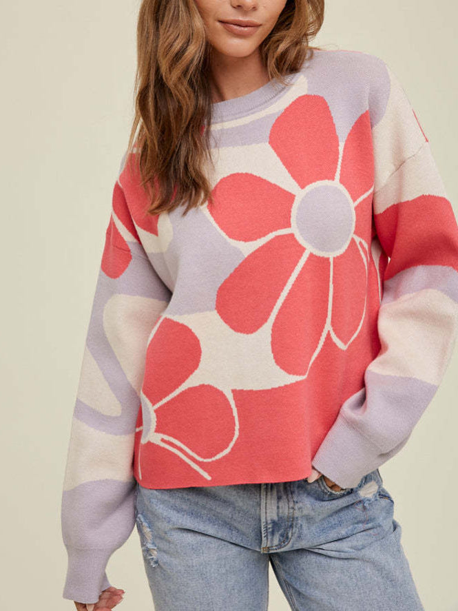 Casual knitted sweater for women with floral pattern Lune London