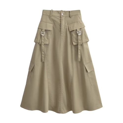 Women's midi skirt with practical cargo pockets and elegant cut Lune London