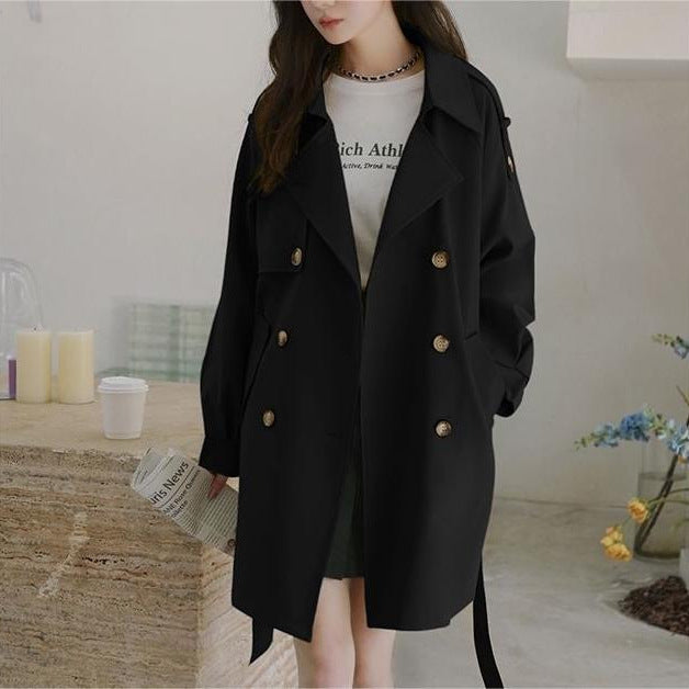 Manteau d trench décontracté pour femmes avec ceinture et détails de boutons classiques Chic & Stil