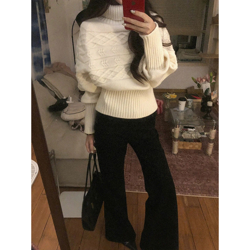 Pull en tricot épais pour femmes avec col haut et motif en câble décoratif Chic & Stil