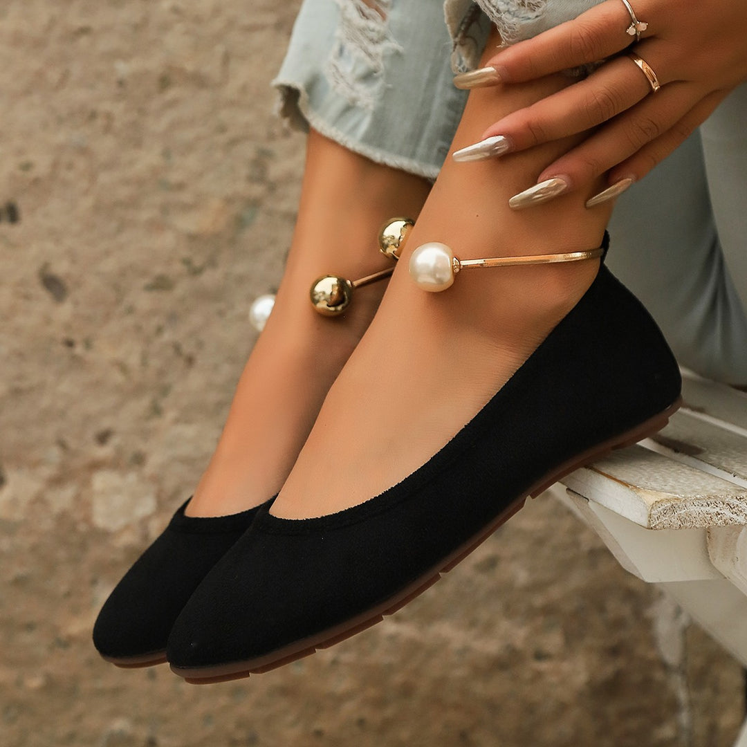 Ladies Elegant Ballet Flats with Trendy Chic Pearl Detail