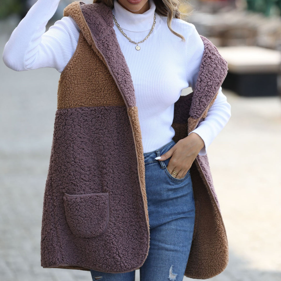 Ladies reversible fleece vest with large pockets Lune London