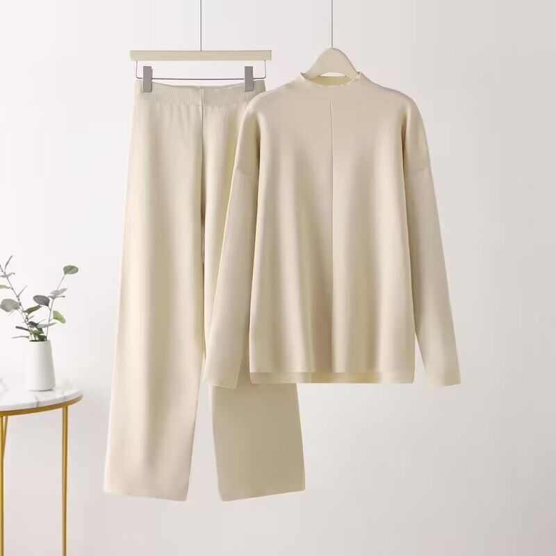Ladies elegant set composed of long sleeve top and palazzo pants Lune London