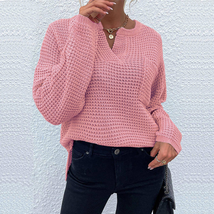 Casual knit sweater for women with V-neck and textured surface Lune London