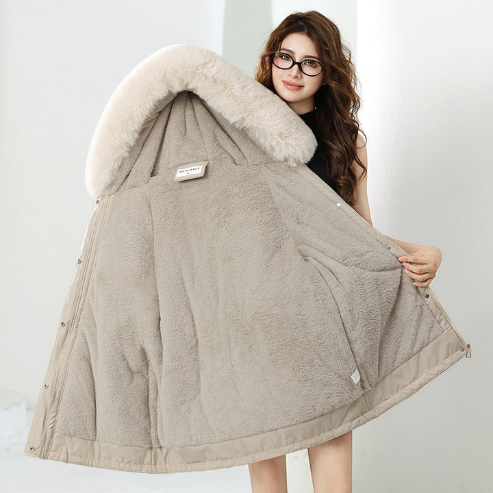 Ladies trendy winter jacket with removable hood and high-quality faux fur Lune London