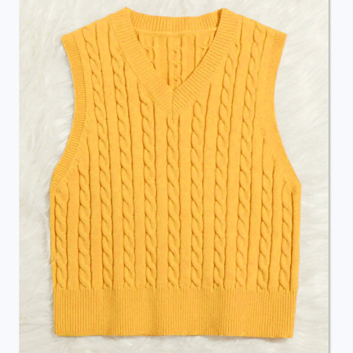 Knitted vest for women with V-neck and twisted pattern Lune London