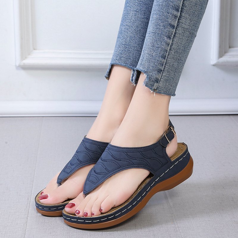 Women comfortable strappy sandals with ergonomic sole Lune London