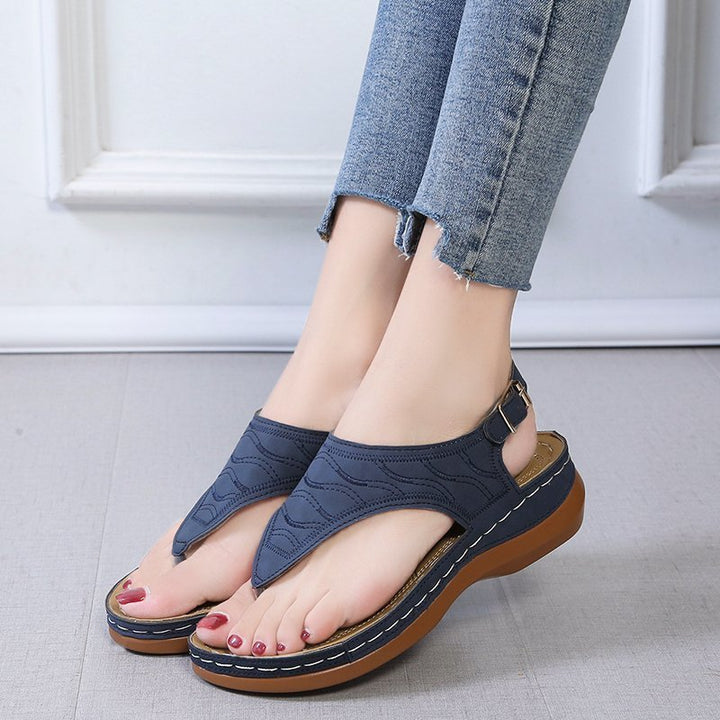 Women comfortable strappy sandals with ergonomic sole Lune London