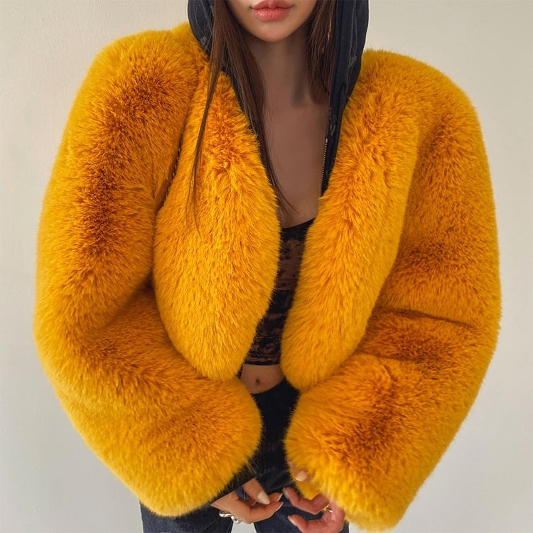 Oversized plush jacket for women with long sleeves Lune London
