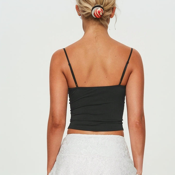Basic spaghetti strap top for women with gathers Chic & Stil