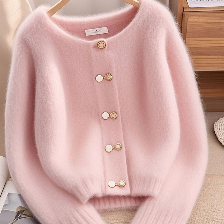 Cardigan confortable pour femmes avec des détails de boutons dorés Chic & Stil