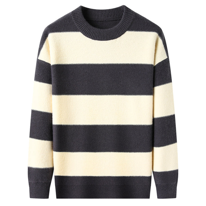 Knitted sweater for men with a nice striped pattern and a modern fit Lune London