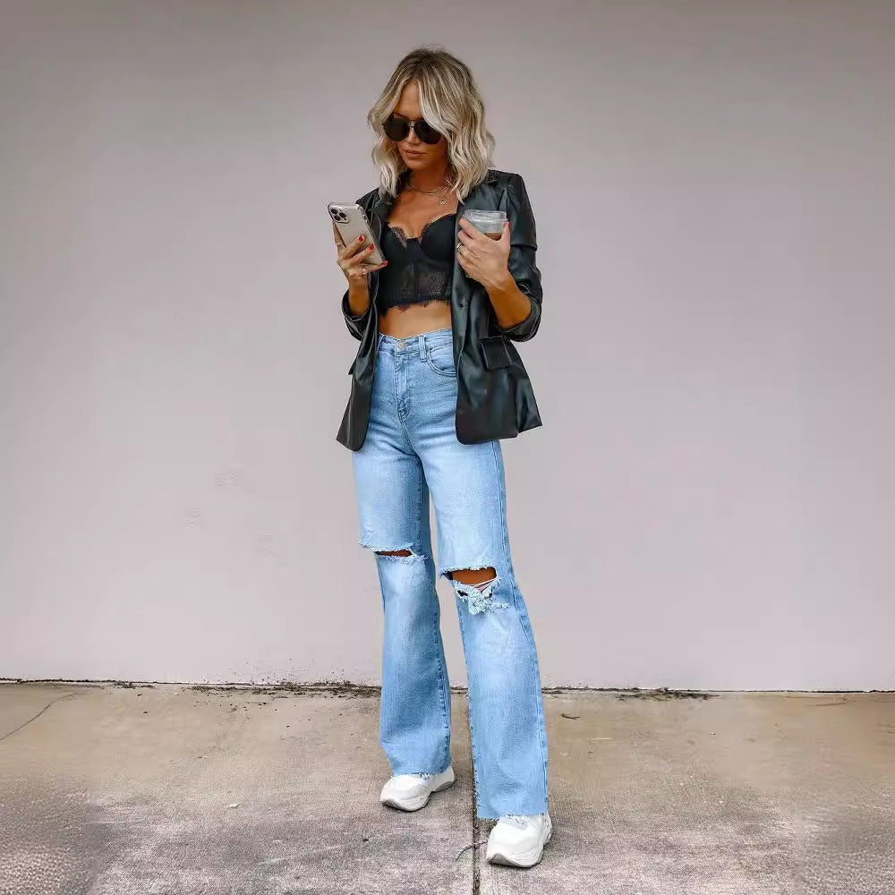 Casual high-waisted flared jeans for women with distressed details Lune London