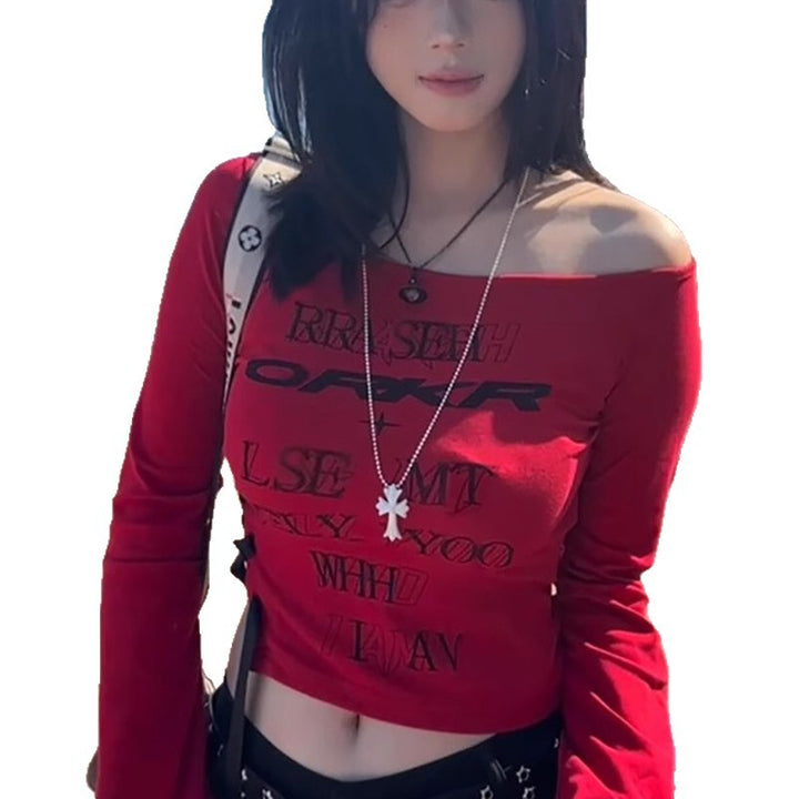 Women's fitted off-shoulder top with long sleeves and trendy lettering Lune London