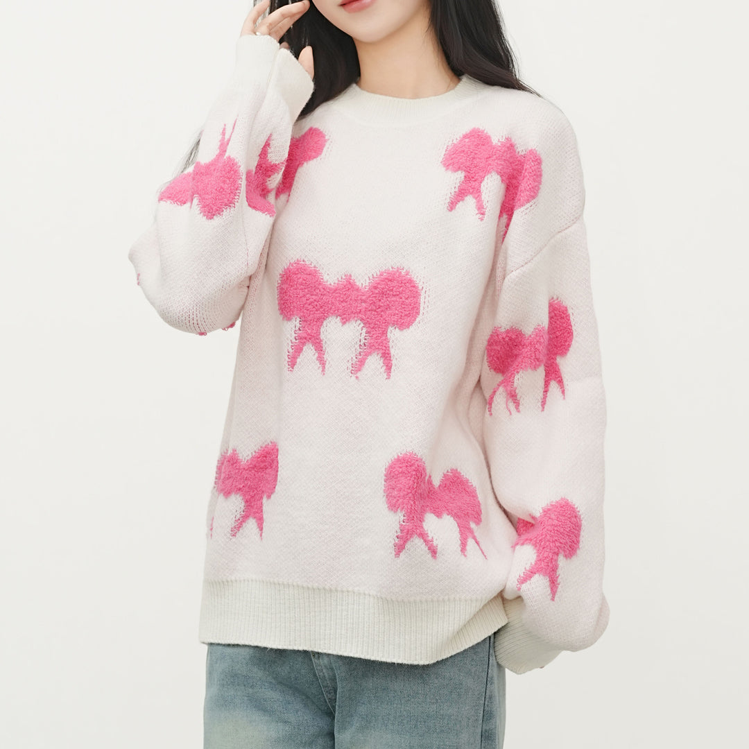 Casual women's sweater with a unique animal print design Lune London