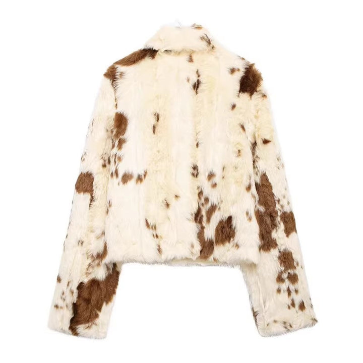 Elegant faux fur jacket for women with chic and stylish animal design