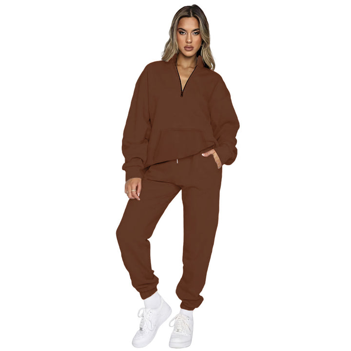 Women's sports set with high collar and pockets Lune London
