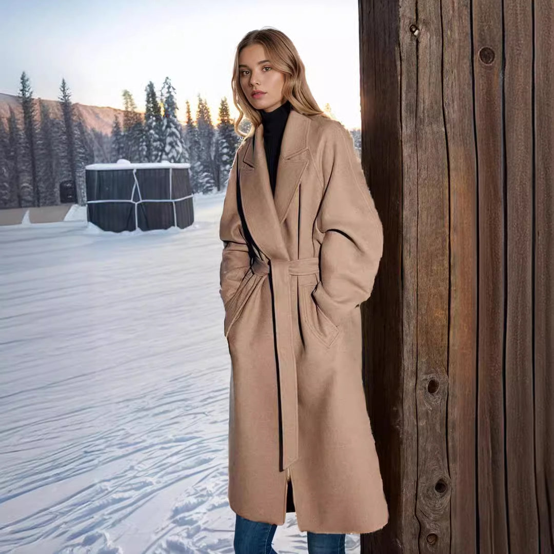 Elegant coat for women with wide collar and belt at the waist Lune London