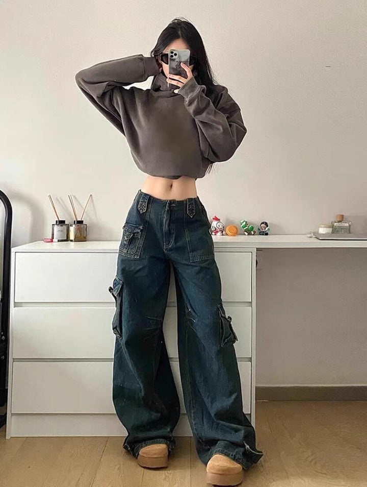 Women's Cargo Jeans In A Casual Oversized Style with Practical Side Pockets Lune London