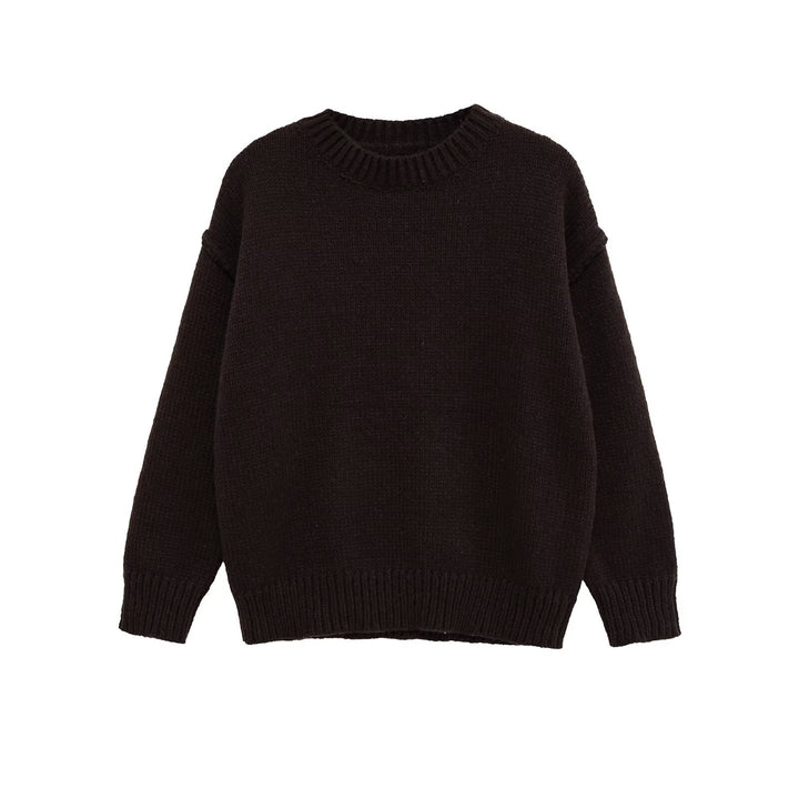 Casual knitted sweater for women with round neck and drop shoulders Lune London