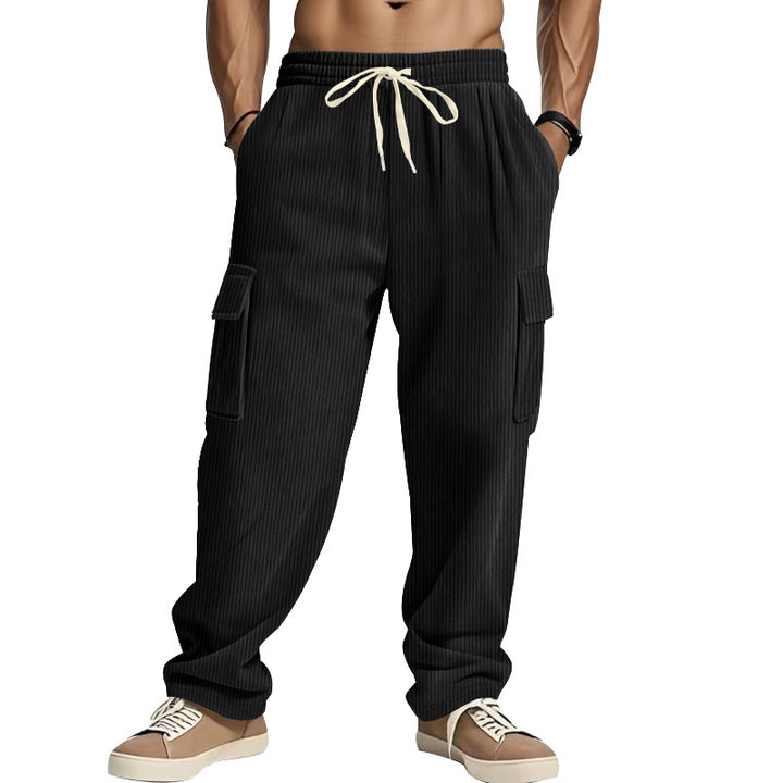 Casual cargo pants for men with practical pockets and elastic waist Lune London