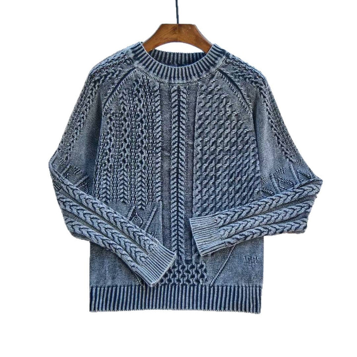 Cozy knitted sweater for women with a structured twisted pattern Lune London