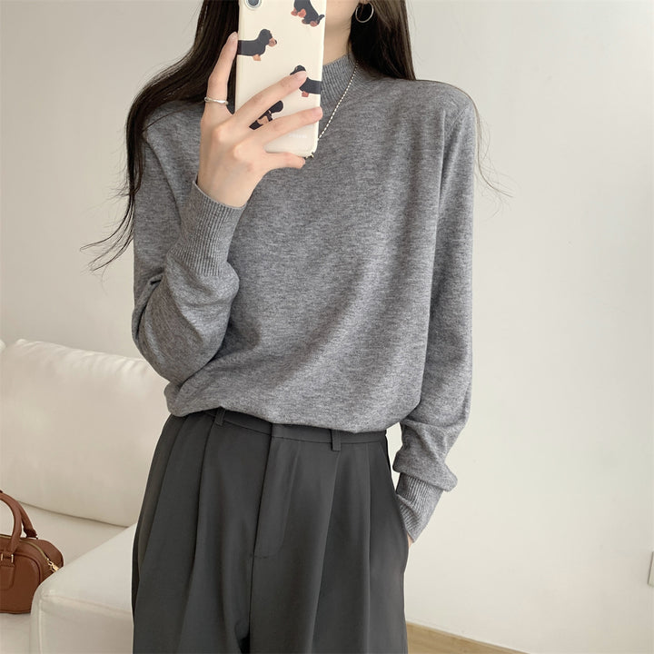 Pull fin en tricot pour femme avec un col montant moderne et une coupe décontractée Chic & Stil