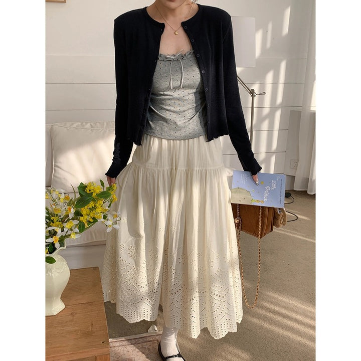 Women's elegant cardigan with fine button details Chic & Stil
