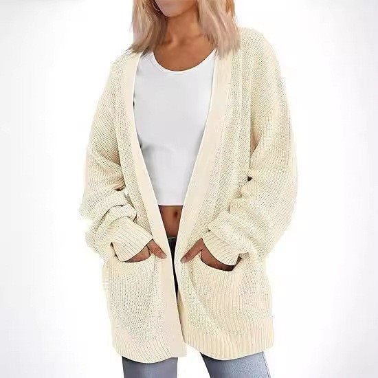Casual knit cardigan for women with an oversized fit and practical pockets Lune London