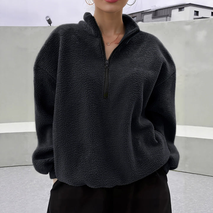Cozy fleece sweater for ladies with a high collar and zipper Lune London