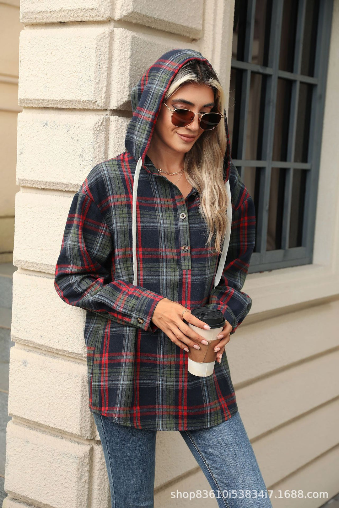 Checkered hooded blouse for women with practical button details and a relaxed fit Lune London
