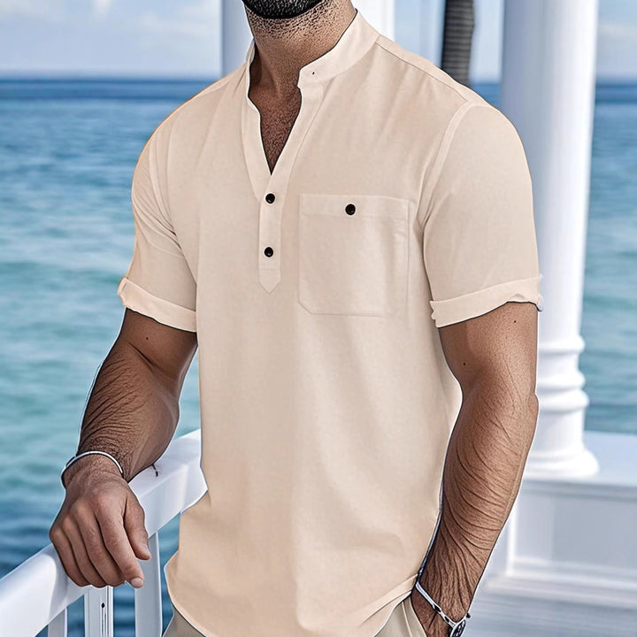 Casual short-sleeve shirt for men with button closure Lune London