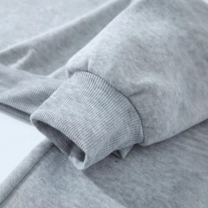 Women's comfortable sweatshirt with raglan sleeves Chic & Stil